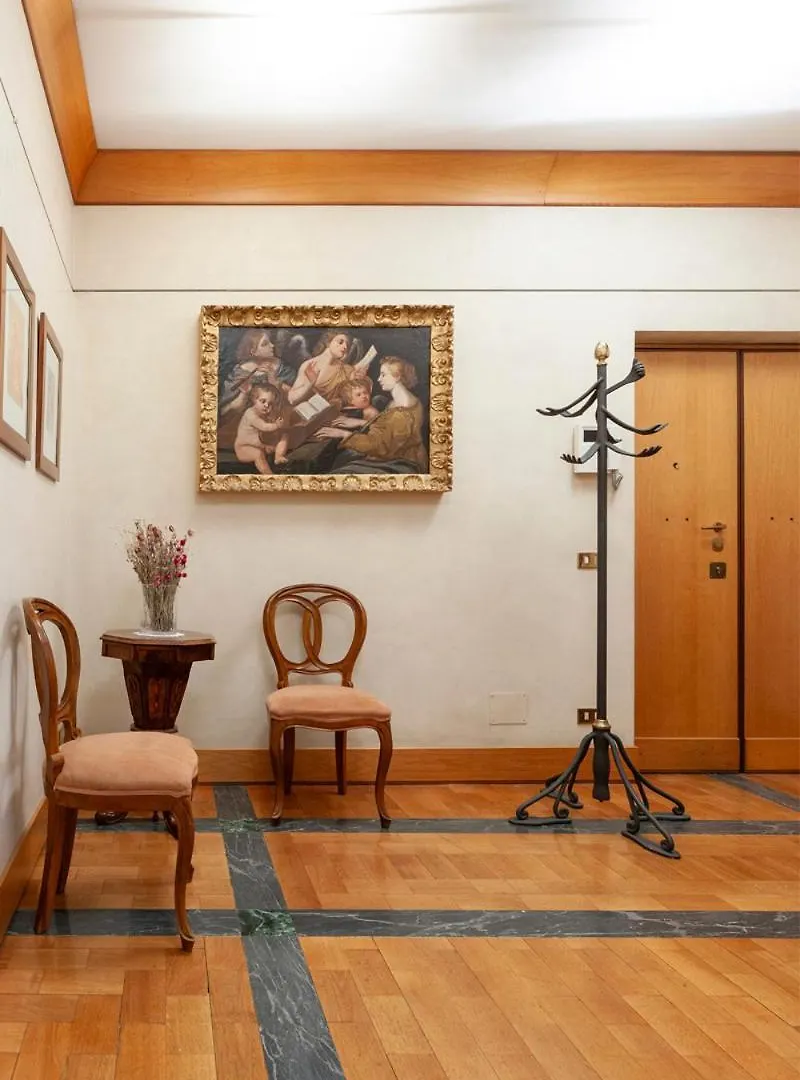 Harry'S Bar Trevi Luxury Apartments - Sardegna Rome 0*,